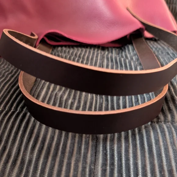 Portland Leather Gorgeous Iris Tote - Classic Medium - Picture 5 of 7